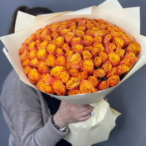 Букет из 101 огненной розы (40 см) в Пушкино