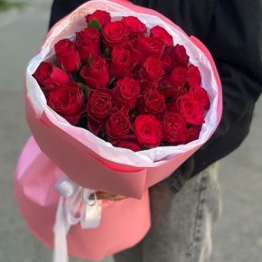 Букет "Эсса" 25 красных роз Кения (60 см) в Пушкино