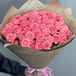 Букет из 15 кустовых коралловых роз (60 см) в Пушкино