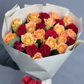 Букет "Прайм" из 25 роз Оранж и Эль Торо (50 см) в Пушкино