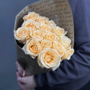 Букет из 15 роз Аваланж (40 см) в Пушкино