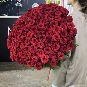 Букет 101 красная роза (70 см) в Пушкино