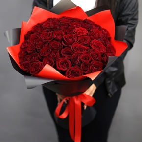 Букет из 51 красной розы (50 см) в Пушкино